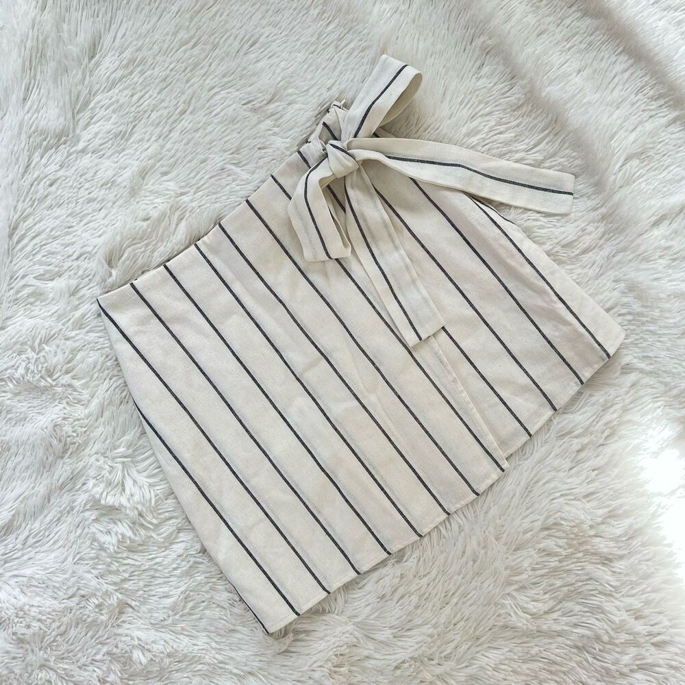 FOREVER 21 White Black Pinstripe Wrap Mini Skirt Size XS Striped Tie Waist Boho